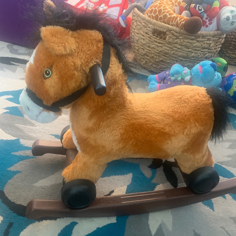 Detachable musical rocking horse